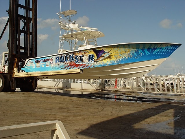 business-boat-graphics-florida